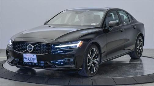 2025 Volvo S60 B5 Plus