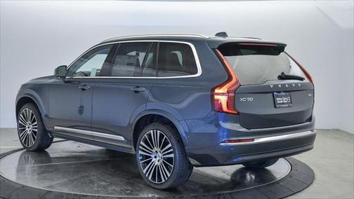 2025 Volvo XC90 B6 Ultra