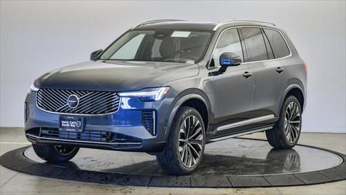 2025 Volvo XC90 Plug-In Hybrid T8 Ultra 7-Seater