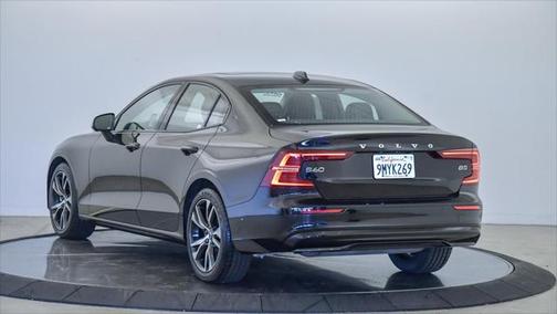 2025 Volvo S60 B5 Plus