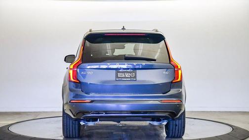 2026 Volvo XC90 Ultra Dark Theme, B6 AWD Gas (mild hybrid), Gasoline, 6 Seats