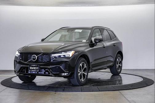 2026 Volvo XC60 B5 Core