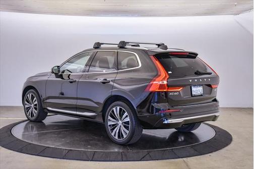 2023 Volvo XC60 B5 Plus Bright Theme