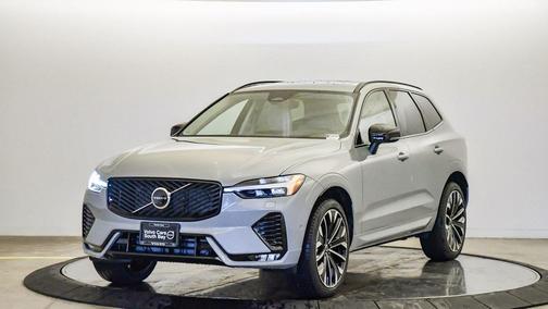 2026 Volvo XC60 B5 Ultra