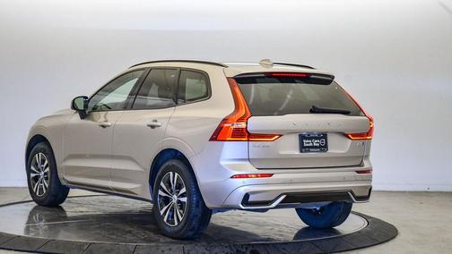 2025 Volvo XC60 B5 Core