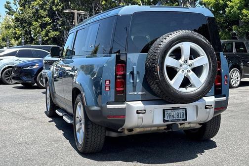 Tasman Blue Metallic 2023 Land Rover Defender 110 SE