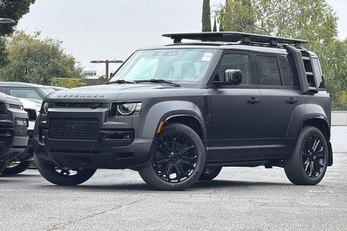 Narvik Black 2026 Land Rover Defender P635 OCTA