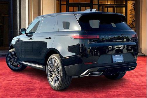 2025 Land Rover Range Rover Sport SE