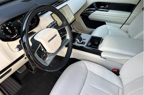 2026 Land Rover Range Rover P400 SE