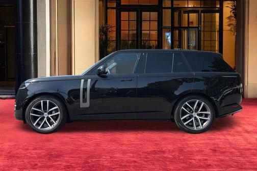 Black 2024 Land Rover Range Rover P400 SE