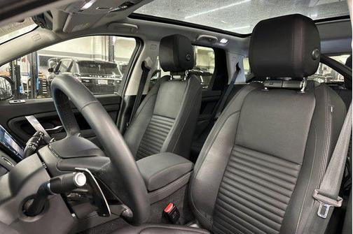 2025 Land Rover Discovery Sport S