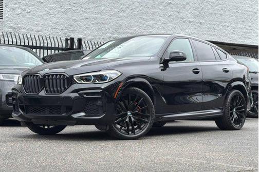 Black Sapphire Metallic 2022 BMW X6 xDrive40i