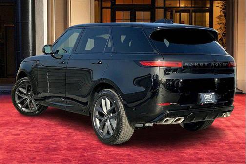 2025 Land Rover Range Rover Sport SE