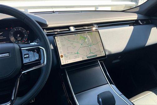 2026 Land Rover Range Rover Velar P250 SE R-Dynamic