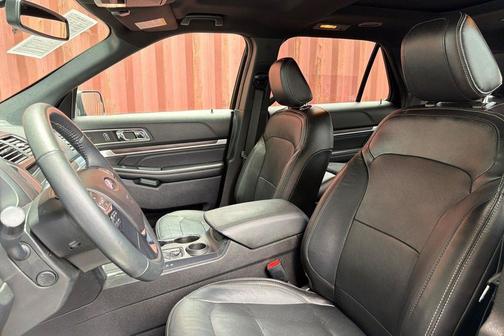 Shadow Black 2018 Ford Explorer Limited