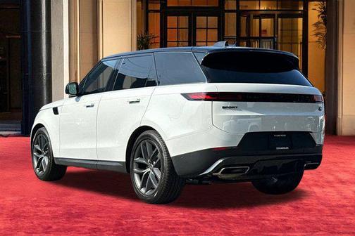 2023 Land Rover Range Rover Sport SE