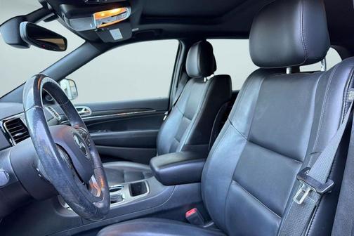 Diamond Black Crystal Pearlcoat 2020 Jeep Grand Cherokee Limited