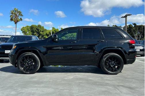 2021 Jeep Grand Cherokee Laredo