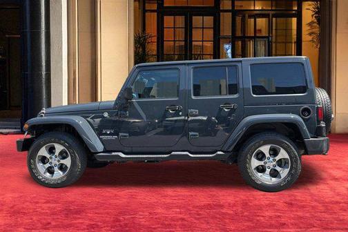 Rhino Clearcoat 2017 Jeep Wrangler Unlimited Sahara