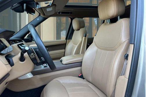 Gold 2024 Land Rover Range Rover P400 SE