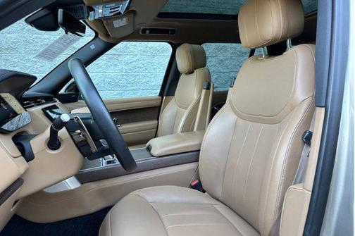 Gold 2024 Land Rover Range Rover P400 SE
