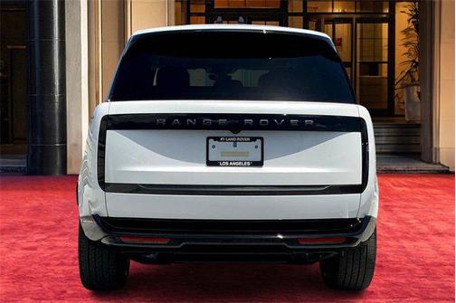 2025 Land Rover Range Rover P400 SE