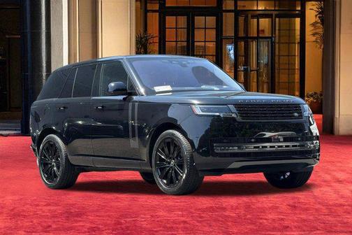 Black 2023 Land Rover Range Rover P400 SE