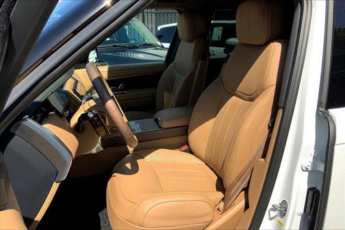 2025 Land Rover Range Rover P530 SE