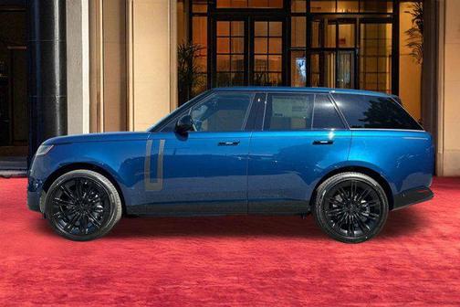 Petrolix Blue SV Bespoke Ultra Metallic Gloss 2026 Land Rover Range Rover P530 SE