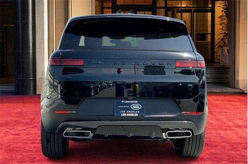 2025 Land Rover Range Rover Sport SE