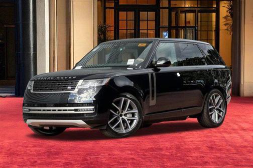 Santorini Black 2026 Land Rover Range Rover P550e SE
