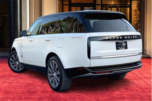 2025 Land Rover Range Rover P550e Autobiography