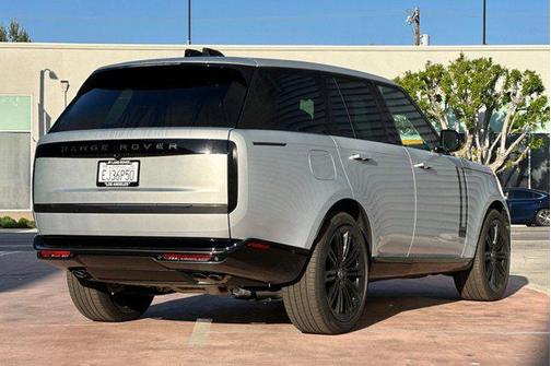 Silver 2025 Land Rover Range Rover P530 SE