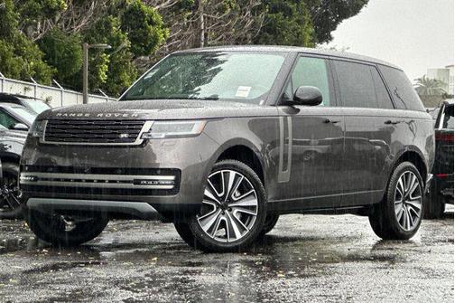 2026 Land Rover Range Rover P400 SE 7 Seat