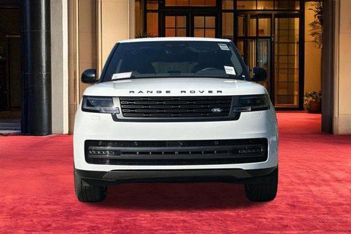 Fuji White 2026 Land Rover Range Rover P400 SE 7 Seat