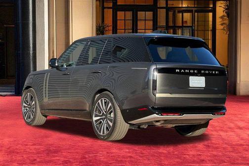 2026 Land Rover Range Rover P400 SE