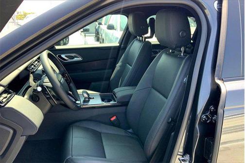 2026 Land Rover Range Rover Velar P250 SE R-Dynamic