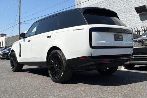 White 2023 Land Rover Range Rover P530 SE