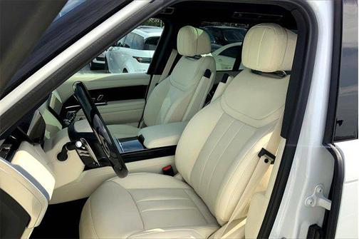 2025 Land Rover Range Rover P530 SE