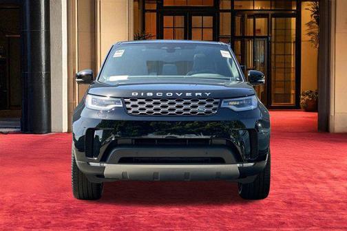 Santorini Black 2026 Land Rover Discovery S