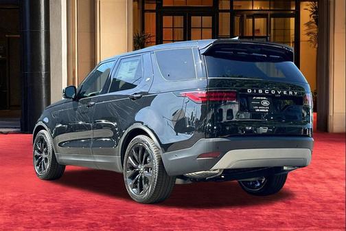 Santorini Black 2026 Land Rover Discovery S