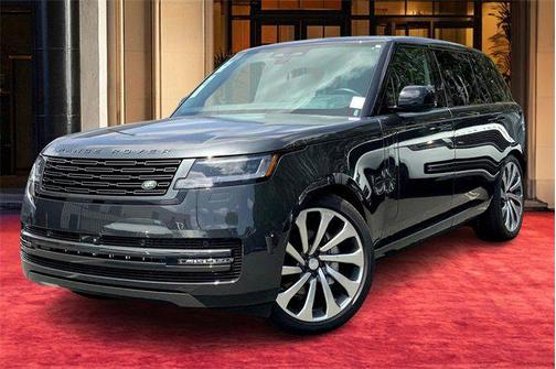 2025 Land Rover Range Rover P400 SE 7 Seat