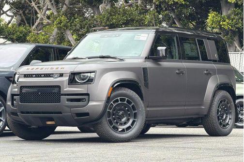 Charente Grey Premium Metallic 2026 Land Rover Defender P635 OCTA