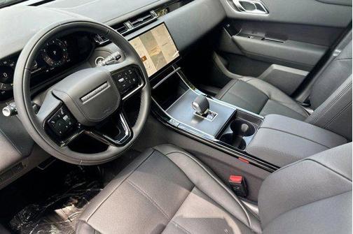Santorini Black 2026 Land Rover Range Rover Velar P400 Dynamic SE