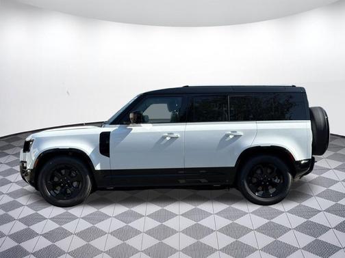Fuji White 2026 Land Rover Defender P400 X-Dynamic SE