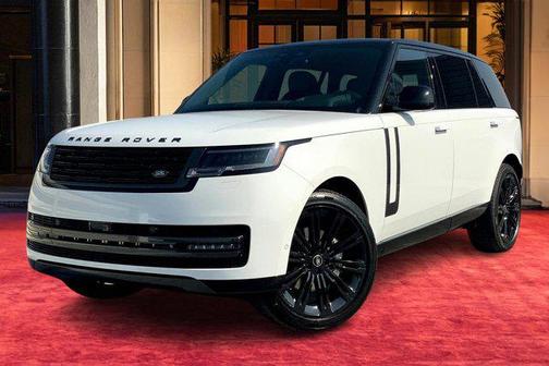 2025 Land Rover Range Rover P400 SE 7 Seat