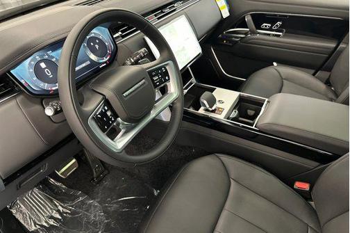 2026 Land Rover Range Rover P400 SE