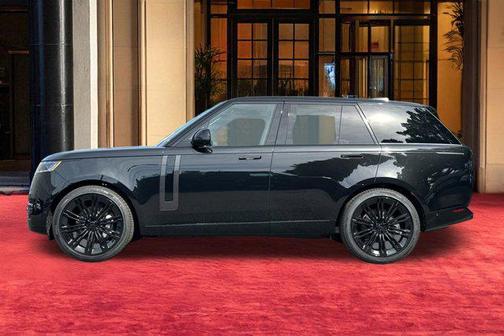 2026 Land Rover Range Rover P400 SE