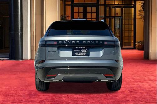 Zadar Grey Premium Metallic 2026 Land Rover Range Rover Velar P250 SE R-Dynamic