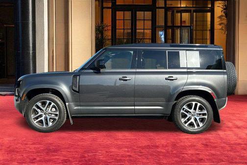 2025 Land Rover Defender 110 P300